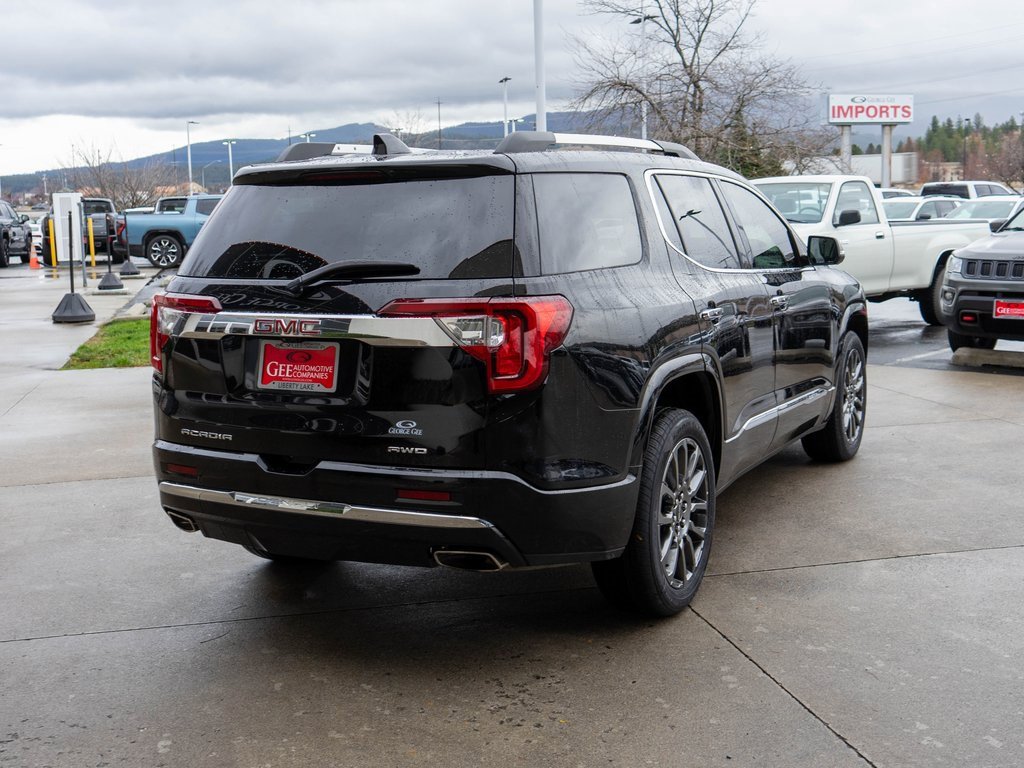 Used 2023 GMC Acadia Denali w/ Black Diamond Edition image 9