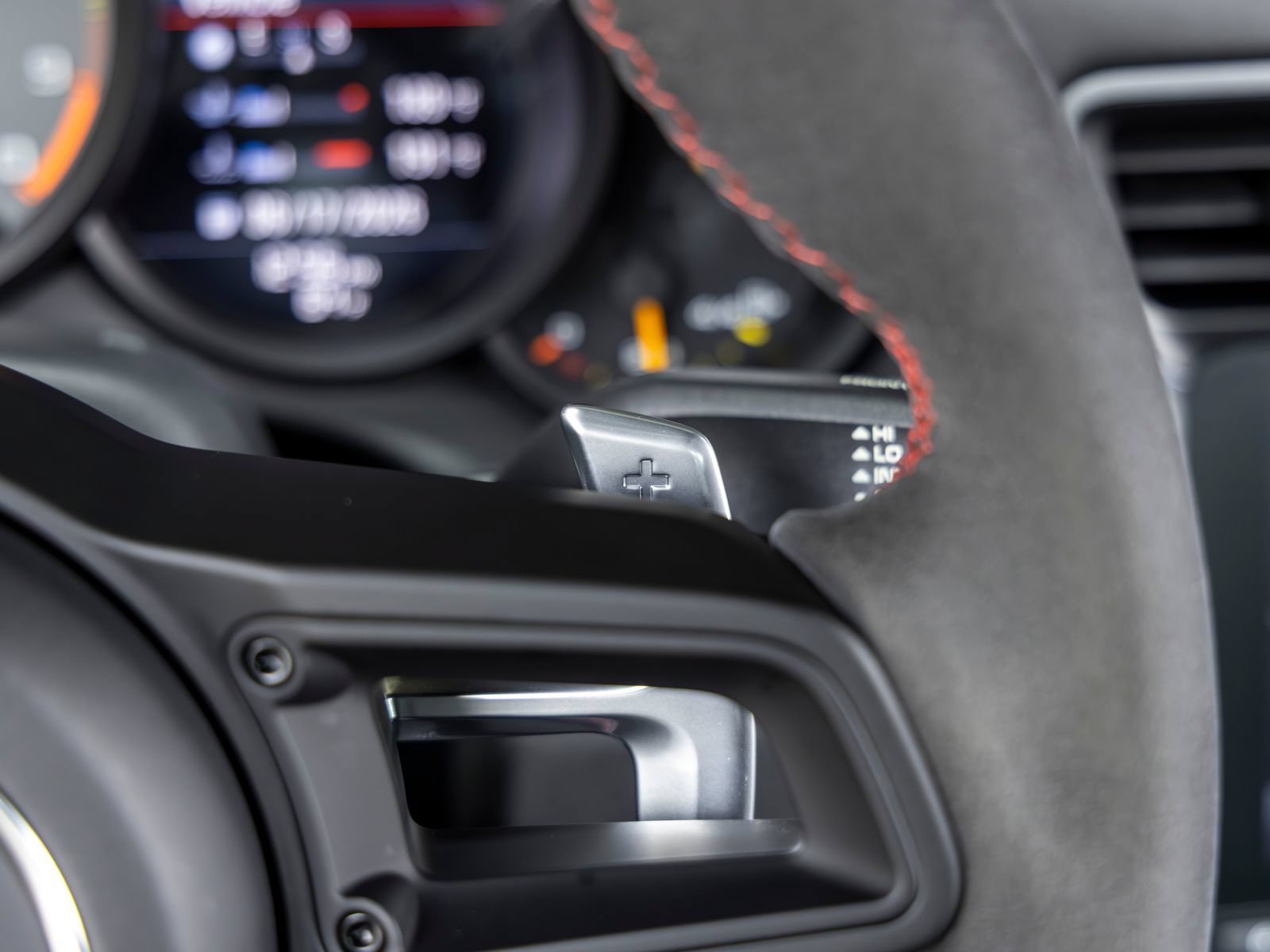 Certified 2018 Porsche 911 GT3 RWD image 39