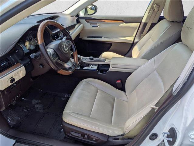 Used 2016 Lexus ES 350 w/ Premium Package w/Wood Trim image 16