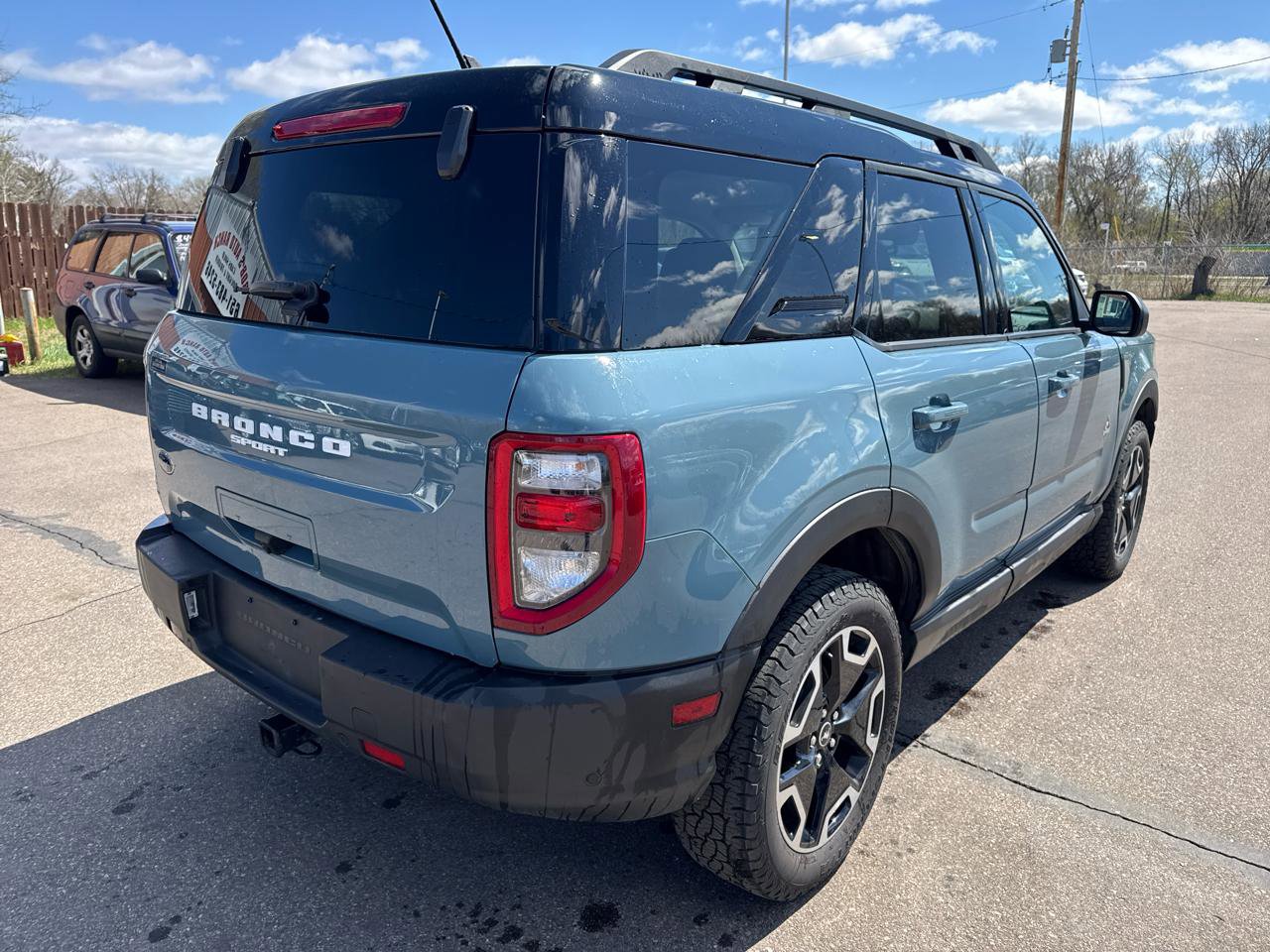 Used 2022 Ford Bronco Sport Outer Banks w/ Tech Package AWD/4WD image 5