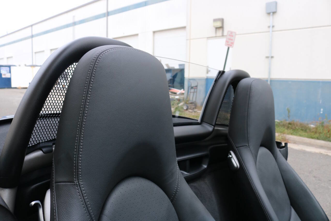 Used 2007 Porsche Boxster S image 28