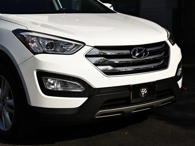 Used 2015 Hyundai Santa Fe Sport 2.0T w/ Option Group 05 FWD image 2