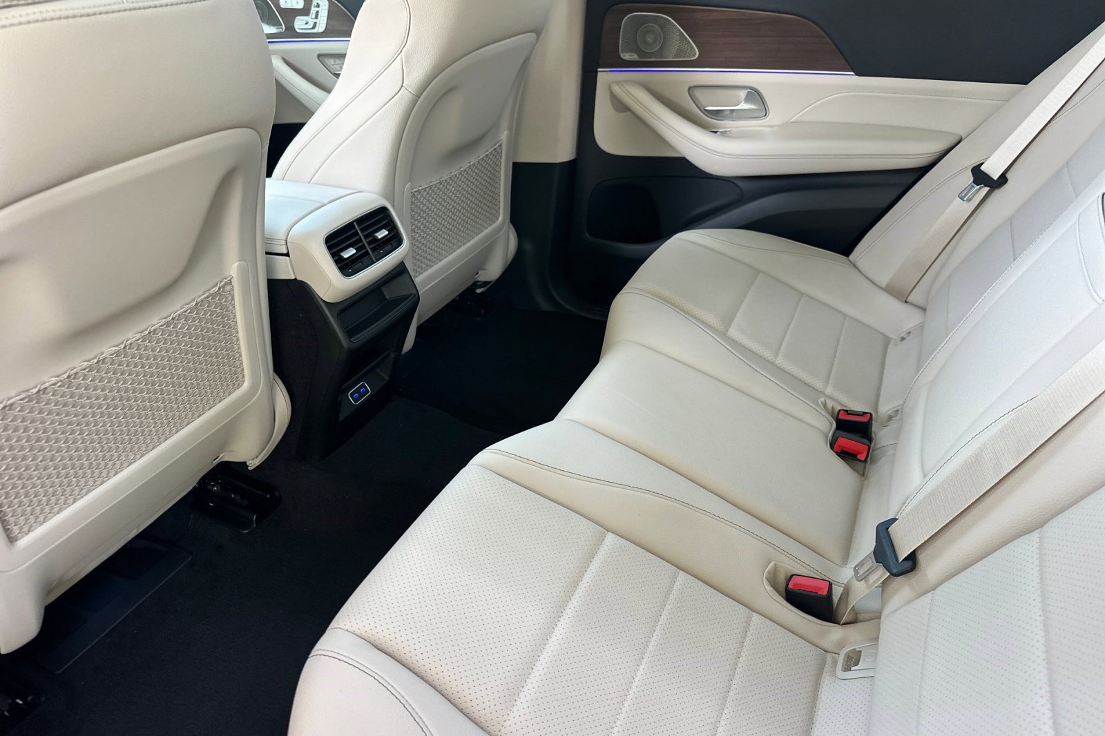 New 2026 Mercedes-Benz GLE 450e 4MATIC image 21