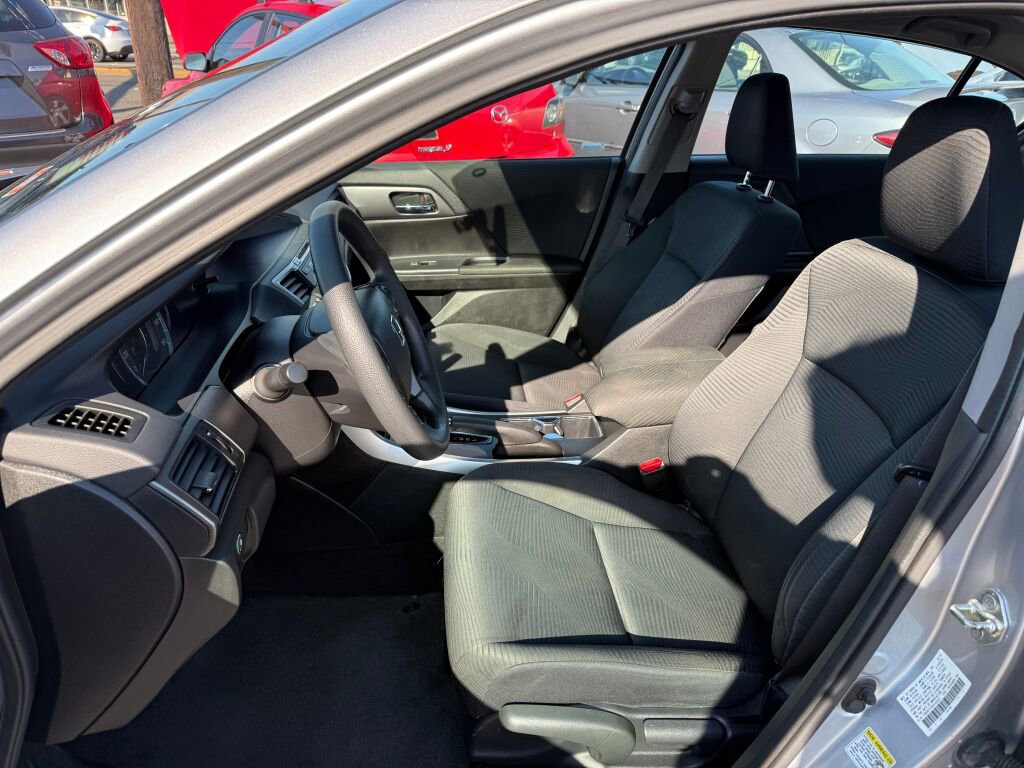 Used 2014 Honda Accord LX image 7