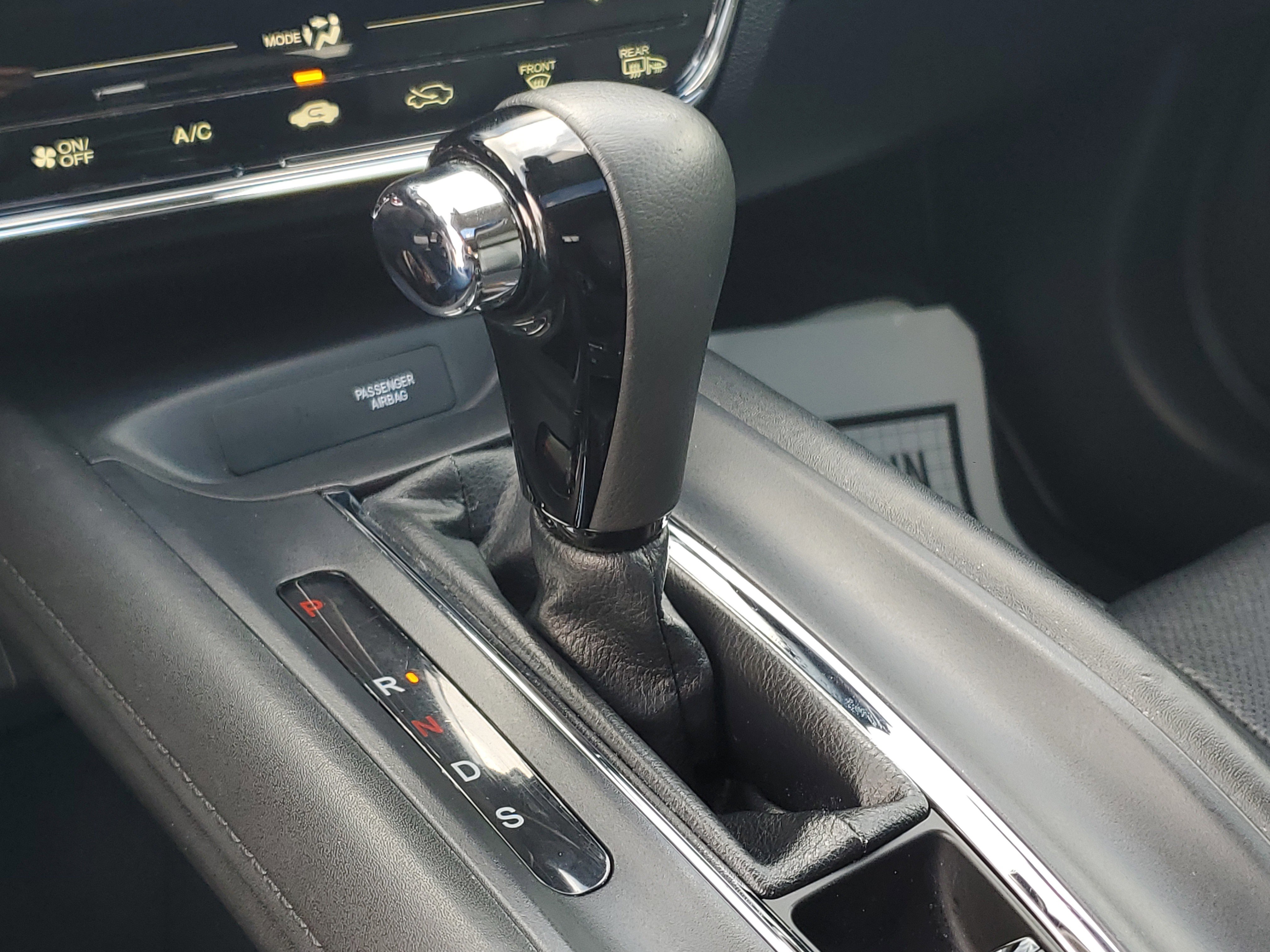 Used 2021 Honda HR-V EX-L image 23