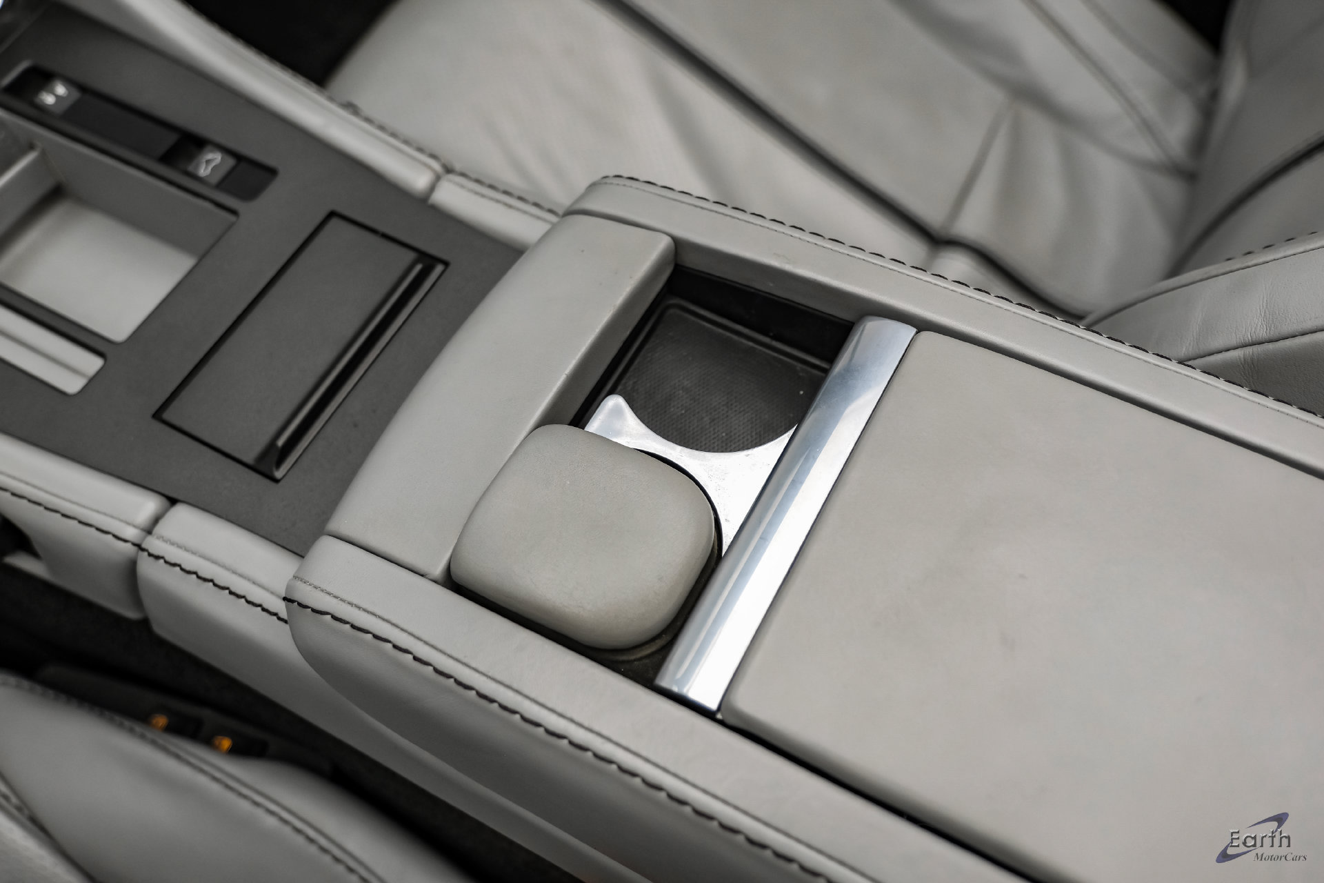 Used 2015 Aston Martin V8 Vantage GT RWD image 62