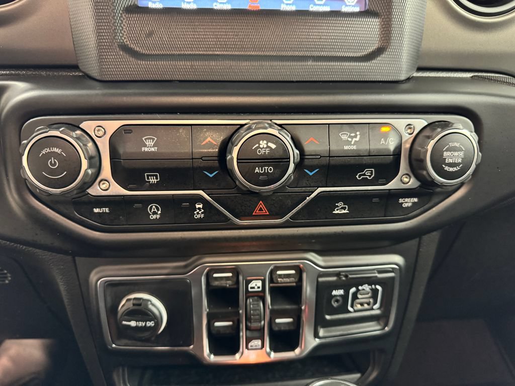 Used 2022 Jeep Gladiator Sport AWD/4WD image 21