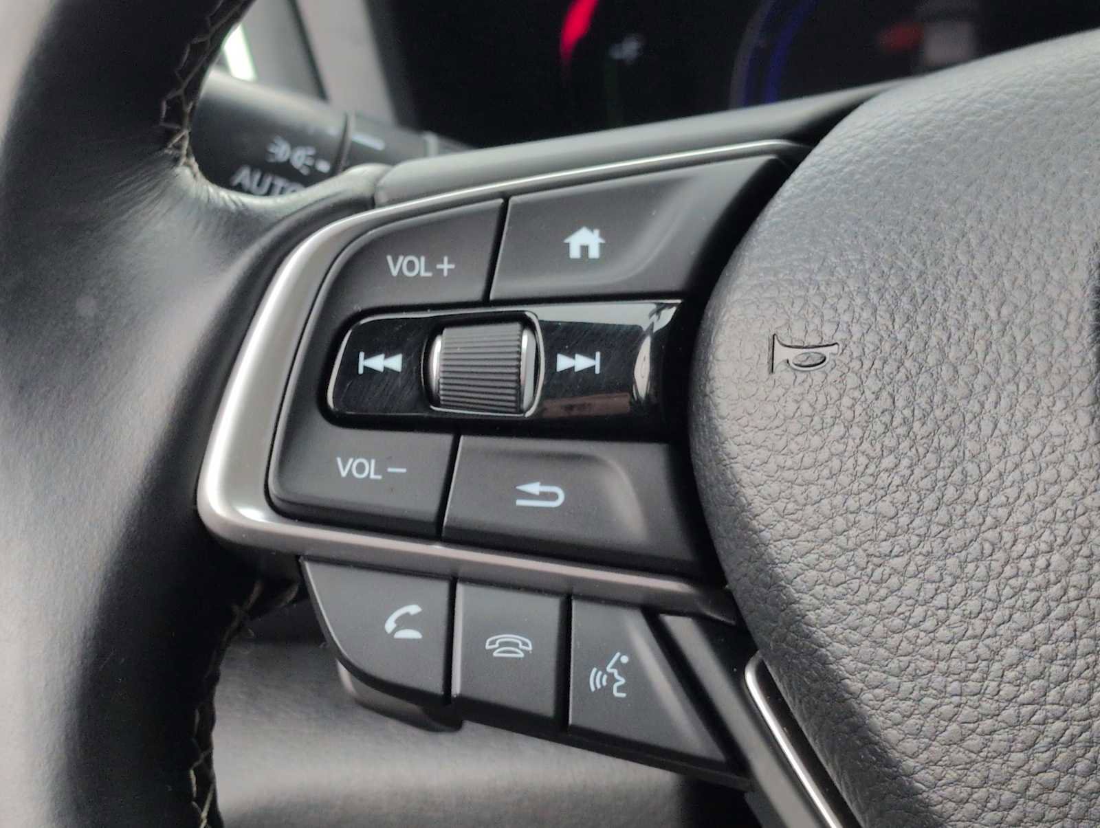 Used 2019 Honda Insight Touring image 23