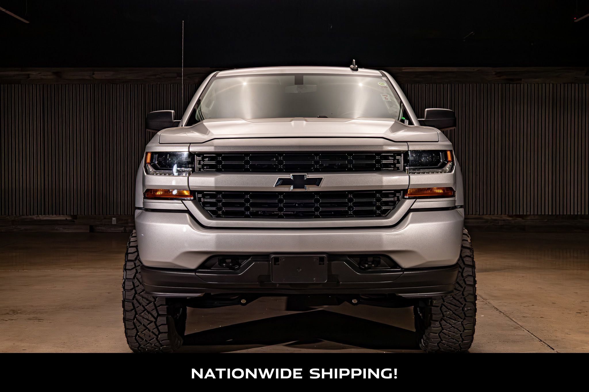 Used 2018 Chevrolet Silverado 1500 Custom w/ Custom Value Package AWD/4WD image 4