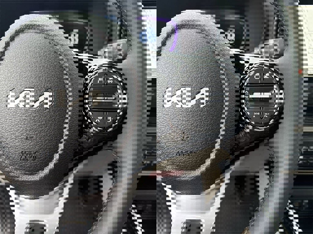 New 2025 Kia Soul EX image 21