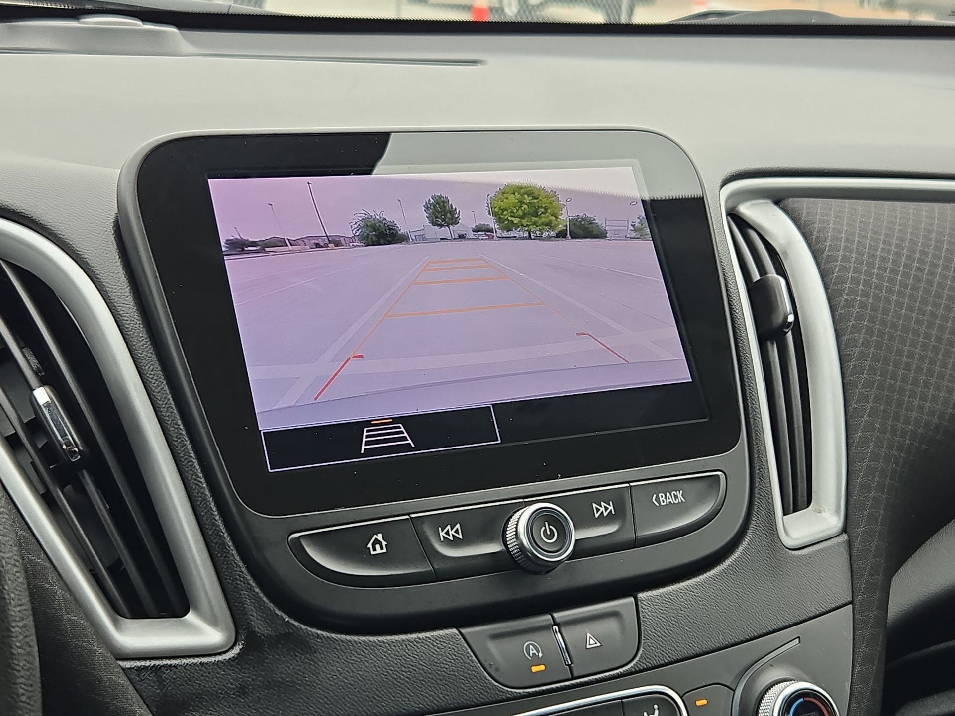 Used 2024 Chevrolet Malibu LT FWD image 23