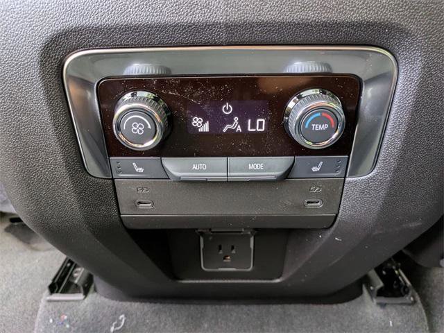 New 2026 Chevrolet Suburban Z71 w/ Comfort Package image 24