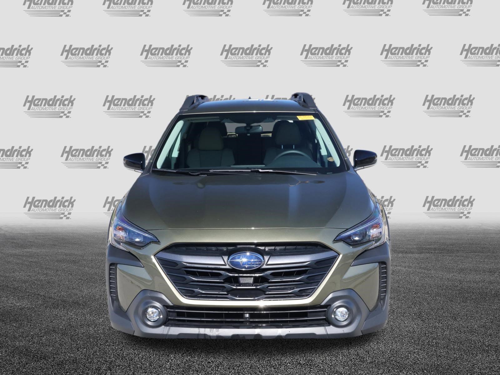 Used 2025 Subaru Outback Premium image 3