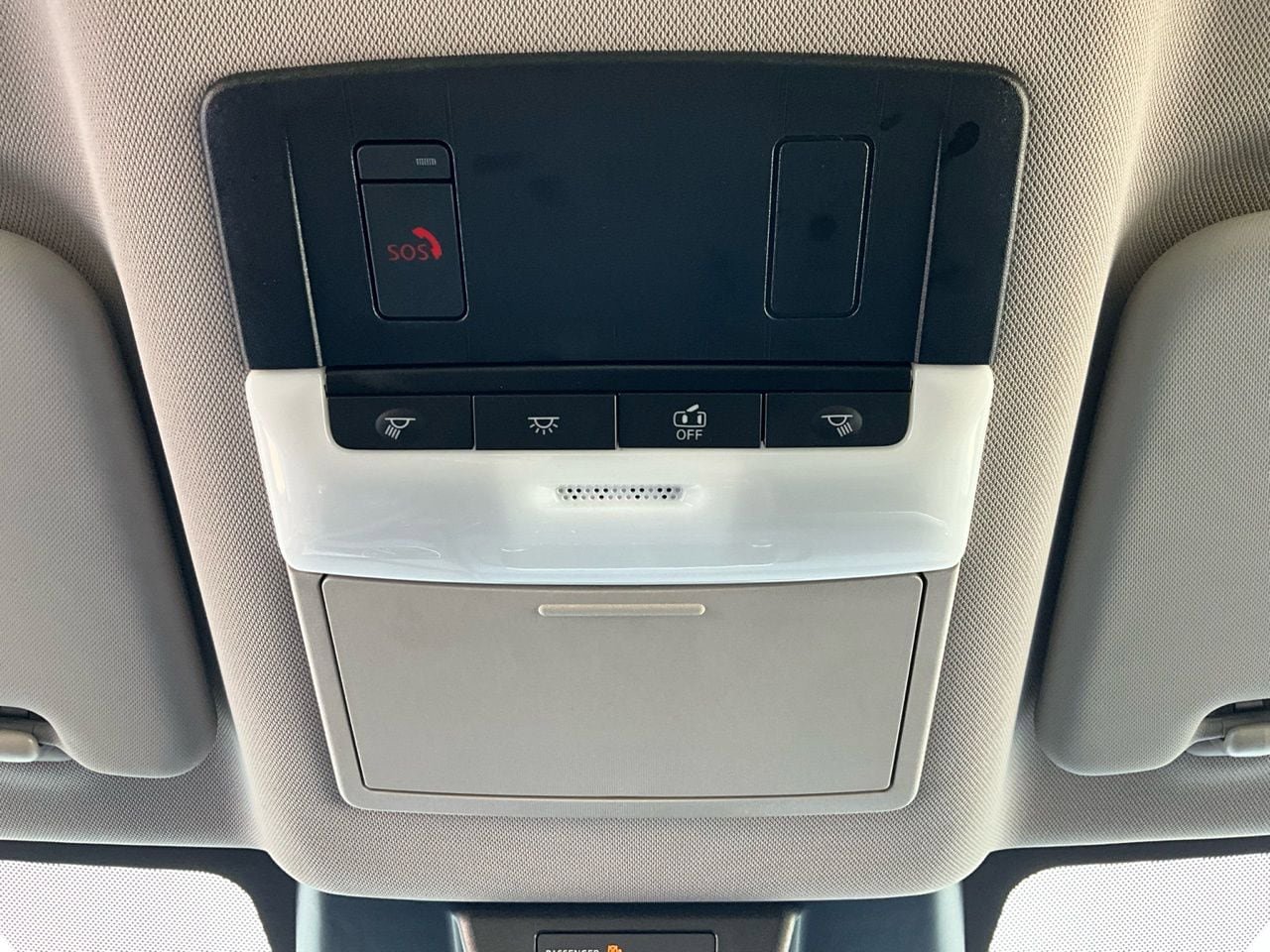 Used 2025 Nissan Rogue SV image 17