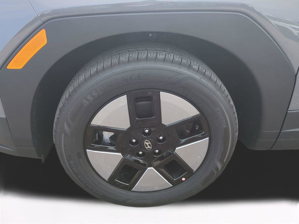 New 2026 Hyundai Santa Fe SE image 11