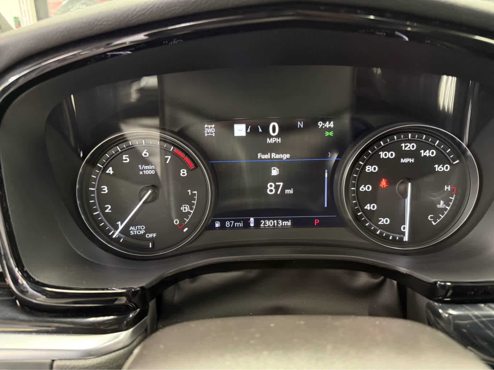 Used 2025 Cadillac XT6 Premium Luxury w/ Technology Package image 16