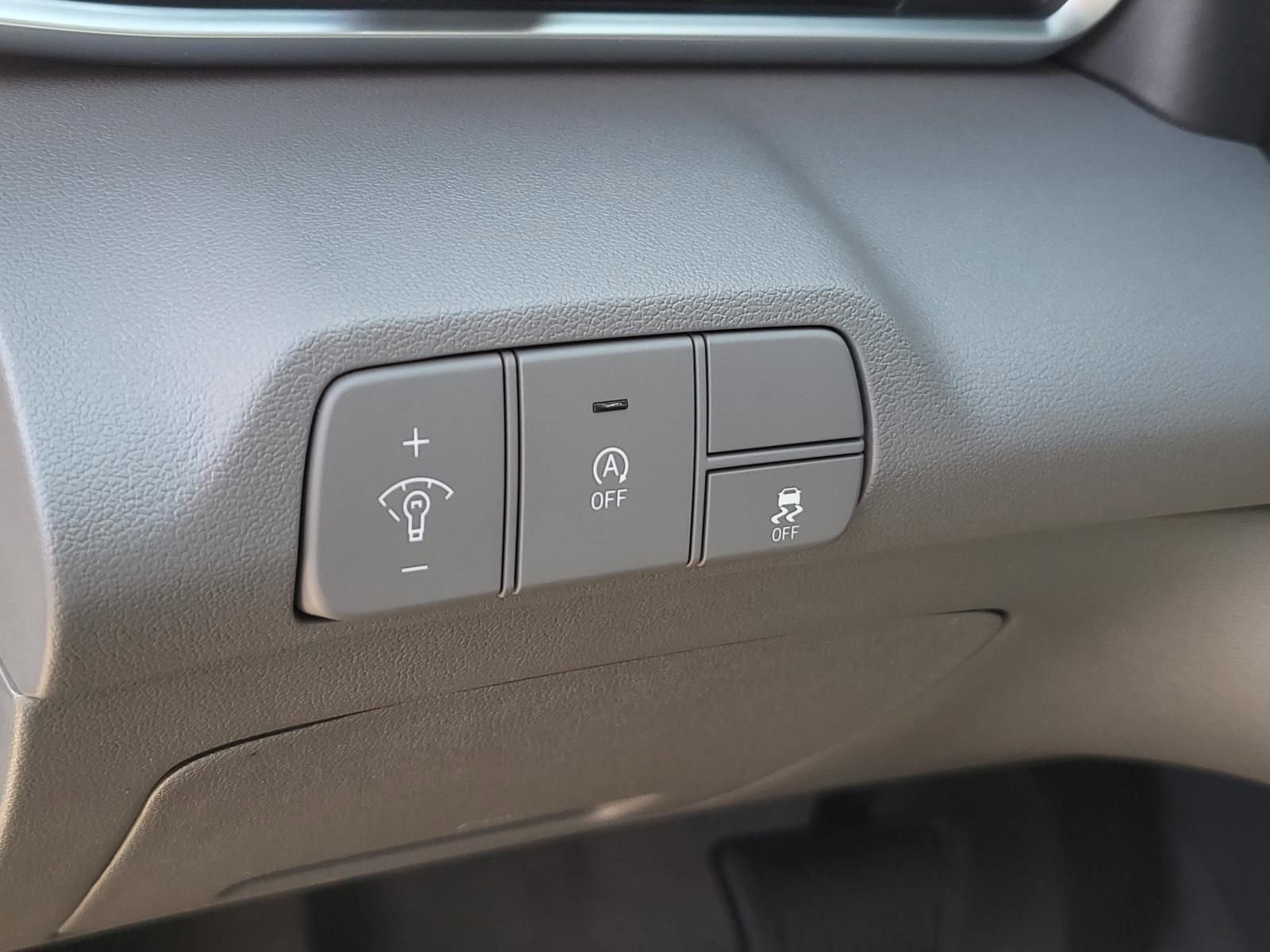 New 2026 Hyundai Elantra SE image 13