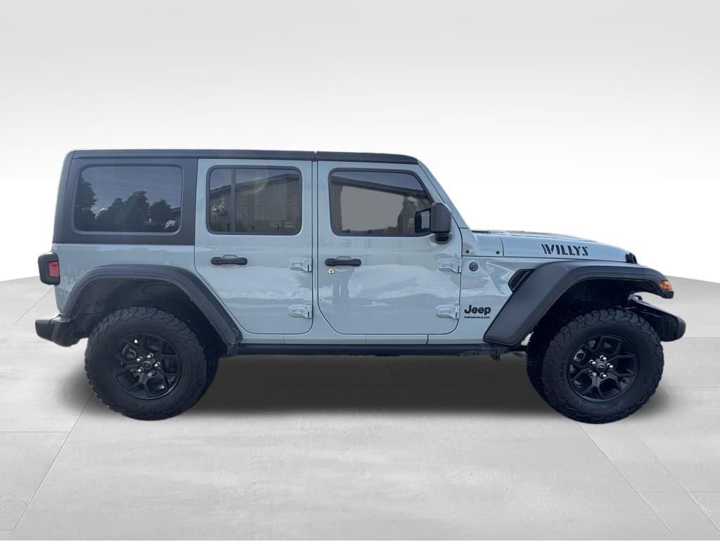 Used 2024 Jeep Wrangler Willys image 6