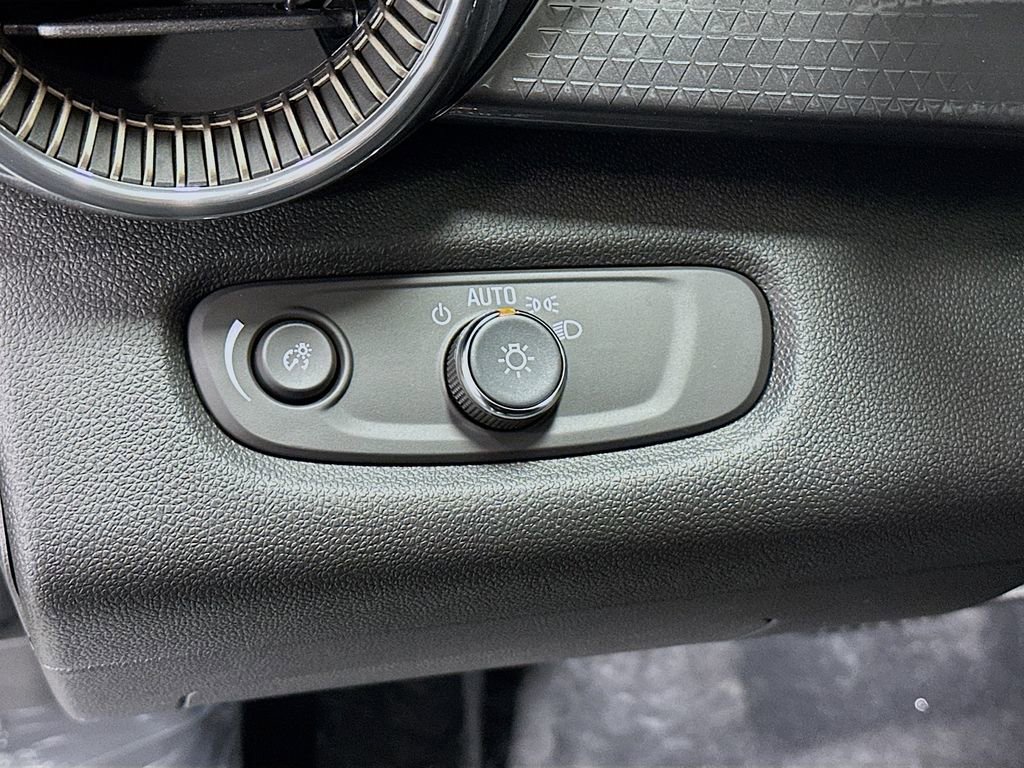 New 2026 Chevrolet Trax ACTIV image 11