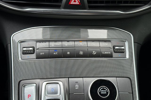 Used 2022 Hyundai Santa Fe SEL w/ Convenience Package FWD image 26