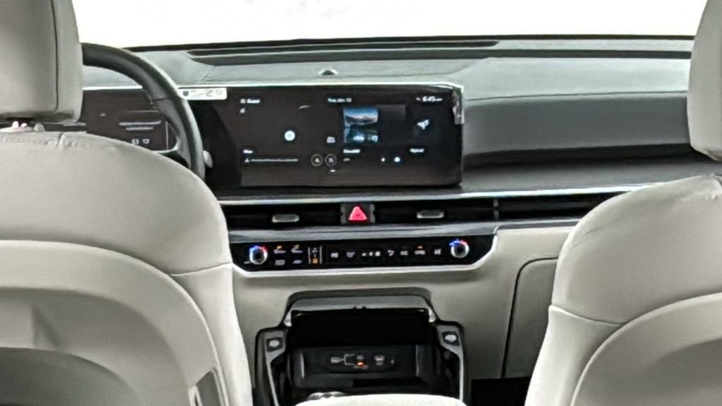 New 2026 Kia Sorento SX Prestige image 17