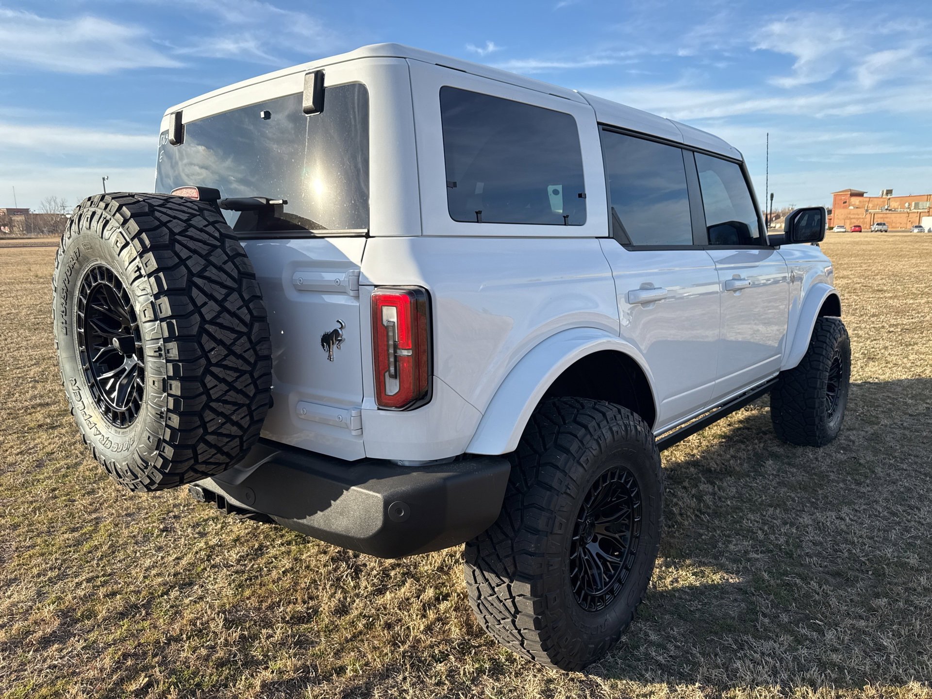 New 2025 Ford Bronco Outer Banks image 5