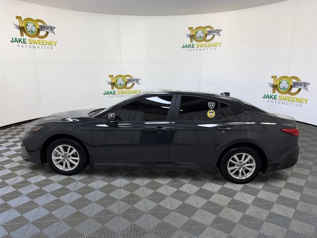 Used 2025 Toyota Camry LE AWD/4WD image 6