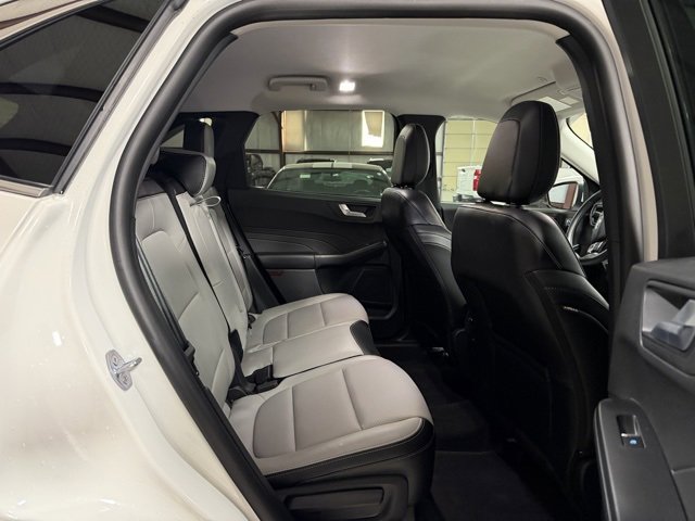 Used 2025 Ford Escape Platinum w/ Class II Trailer Tow Package image 13