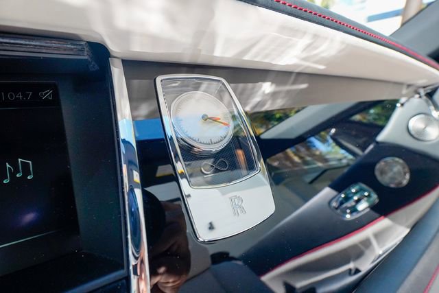Used 2018 Rolls-Royce Dawn image 68