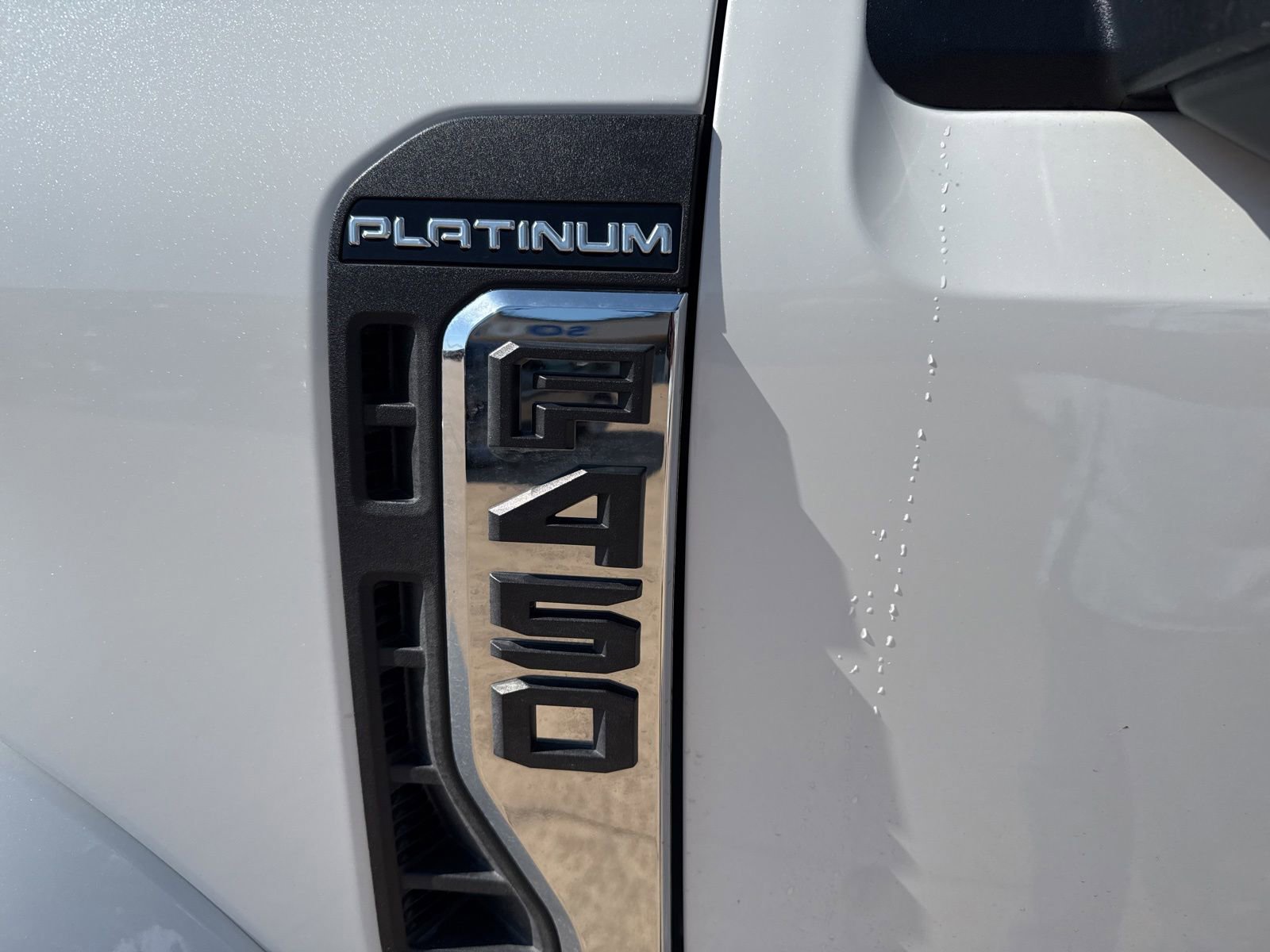 Used 2024 Ford F450 Platinum w/ FX4 Off-Road Package AWD/4WD image 13
