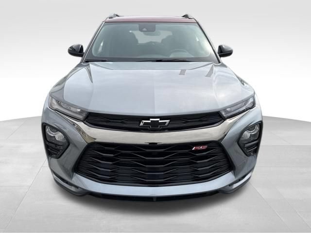 Used 2023 Chevrolet TrailBlazer RS w/ Sun and Liftgate Package AWD/4WD image 3