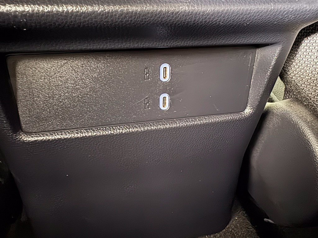 Used 2025 Toyota 4Runner SR5 AWD/4WD image 35
