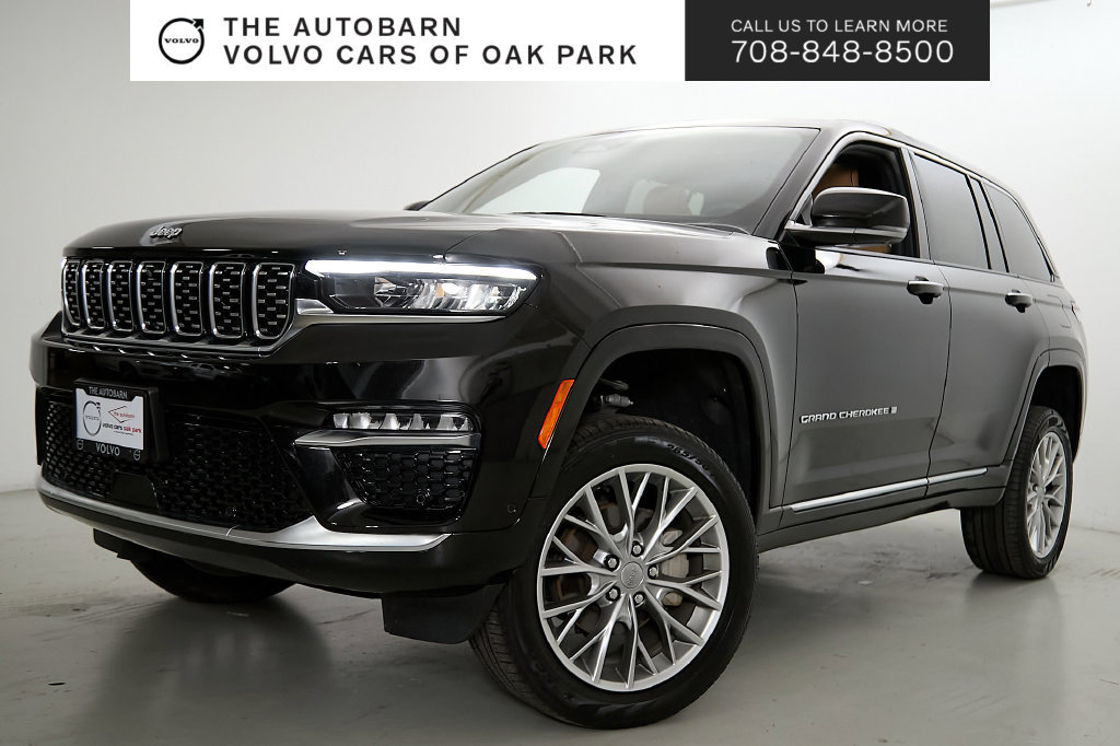 Used 2023 Jeep Grand Cherokee Summit w/ Luxury Tech Group V