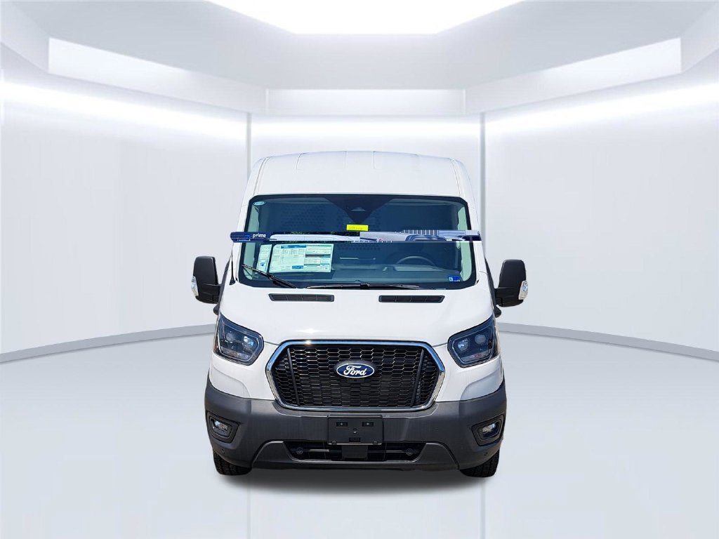 New 2026 Ford Transit 250 148 Medium Roof RWD image 2