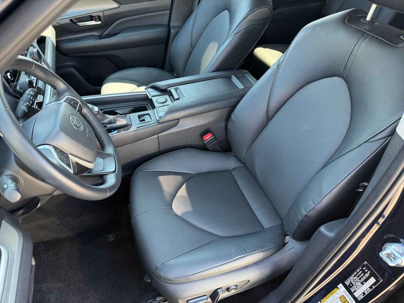 Used 2025 Toyota Grand Highlander FWD image 37