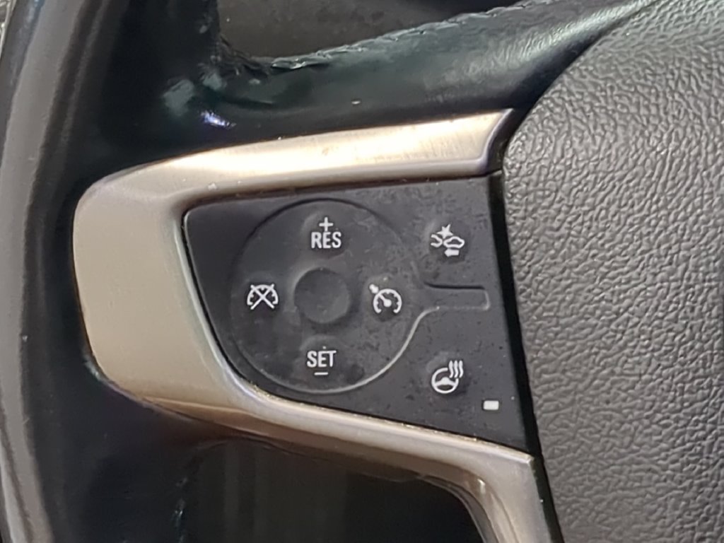 Used 2018 GMC Acadia Denali w/ Technology Package AWD/4WD image 29