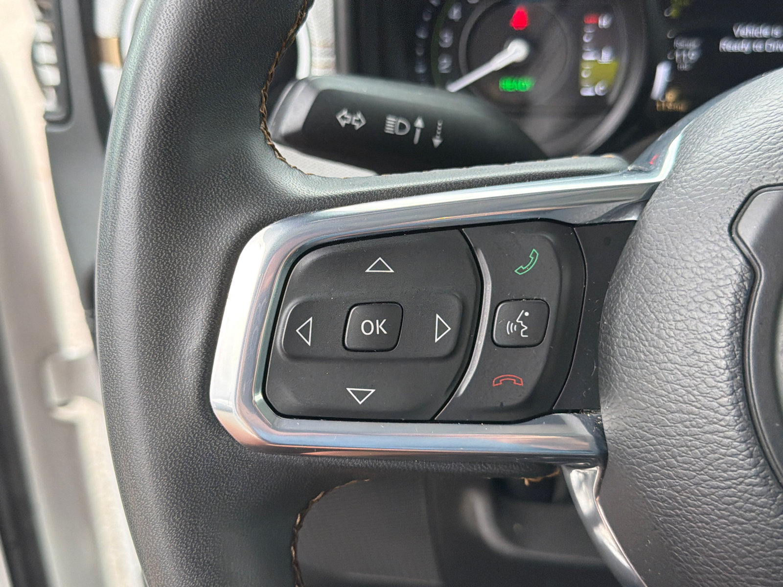Used 2024 Jeep Wrangler Unlimited Sahara AWD/4WD image 24