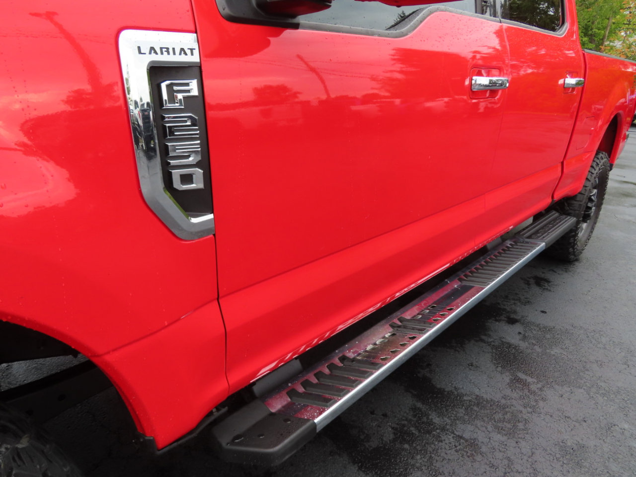 Used 2019 Ford F250 Lariat w/ Lariat Ultimate Package image 13