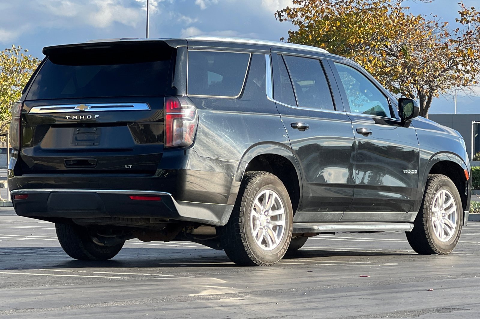 Used 2024 Chevrolet Tahoe LT image 4
