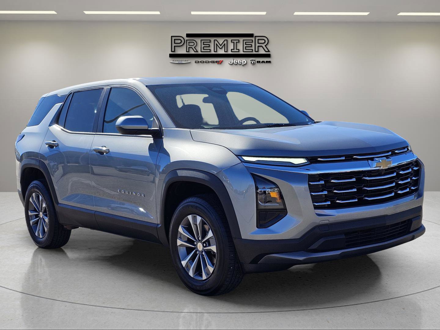 Used 2025 Chevrolet Equinox LT image 5