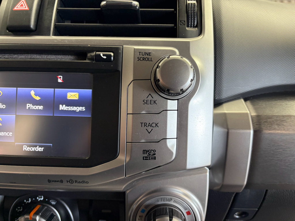 Used 2017 Toyota 4Runner SR5 AWD/4WD image 25