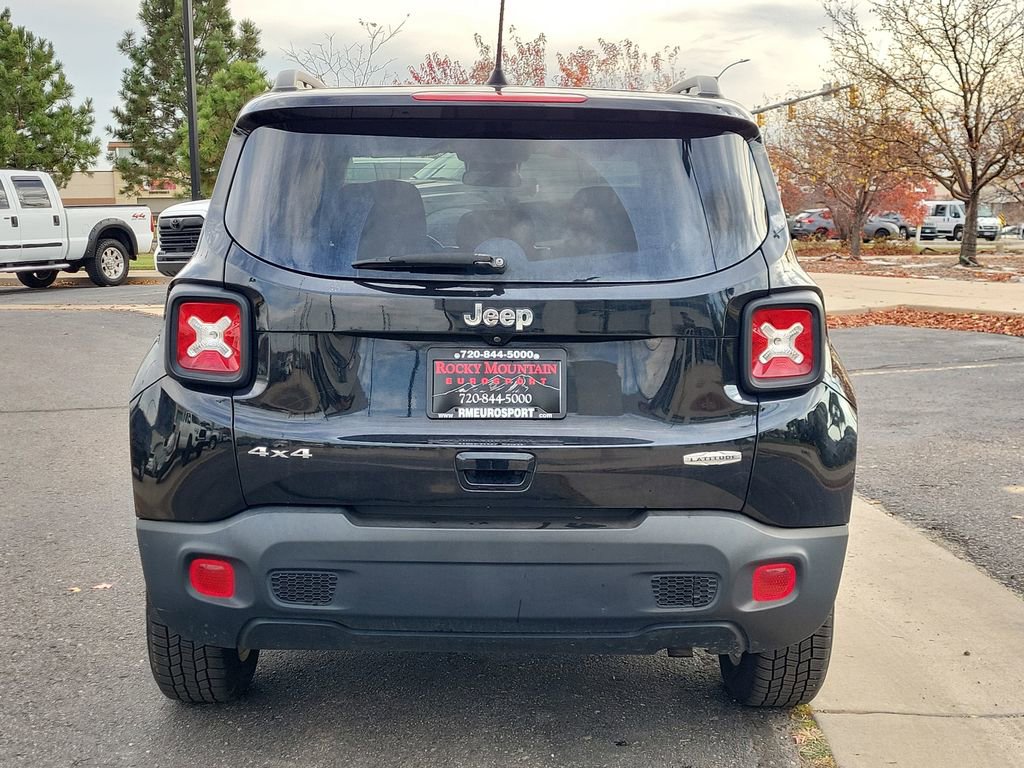 Used 2020 Jeep Renegade Latitude w/ Cold Weather Group image 6