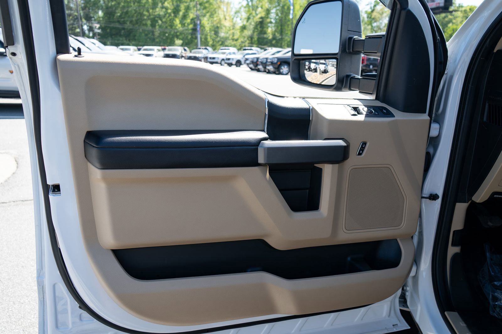 Used 2019 Ford F450 XLT w/ XLT Value Package AWD/4WD image 16