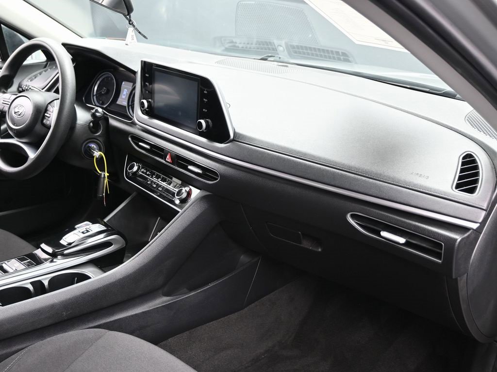 Used 2023 Hyundai Sonata SE image 14