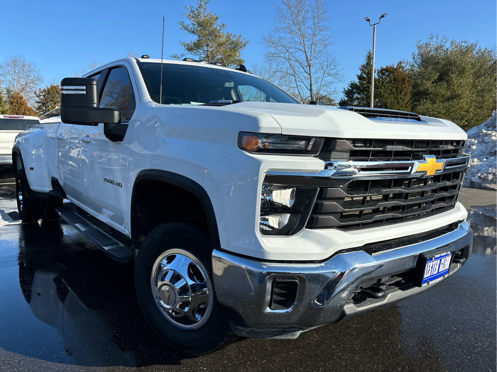 Certified 2024 Chevrolet Silverado 3500 LT image 3