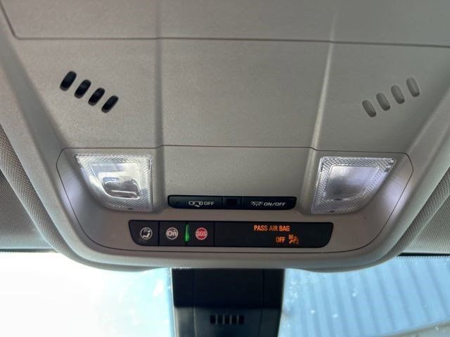 Used 2022 Chevrolet Equinox LS w/ LS Convenience Package image 21