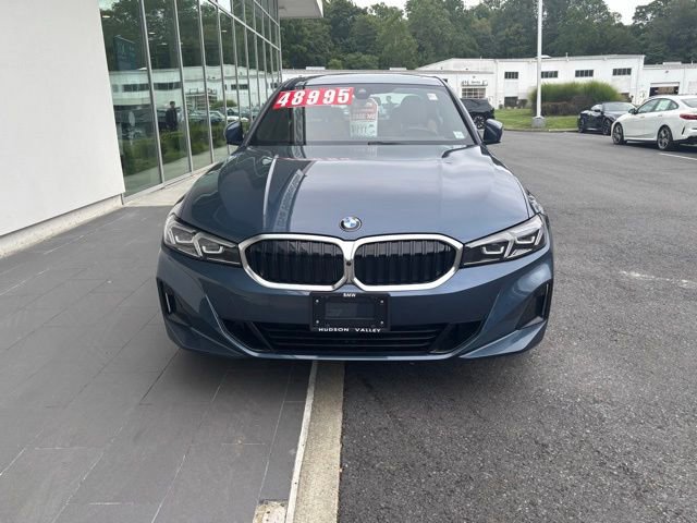 Used 2025 BMW 330i xDrive Sedan w/ Convenience Package image 4