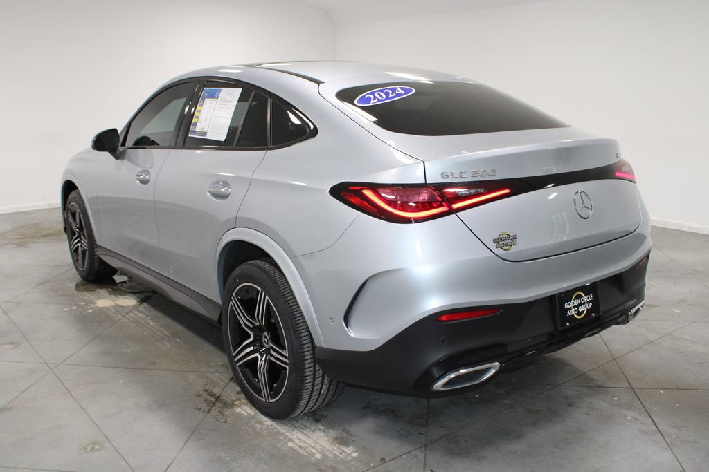 Used 2024 Mercedes-Benz GLC 300 4MATIC image 7