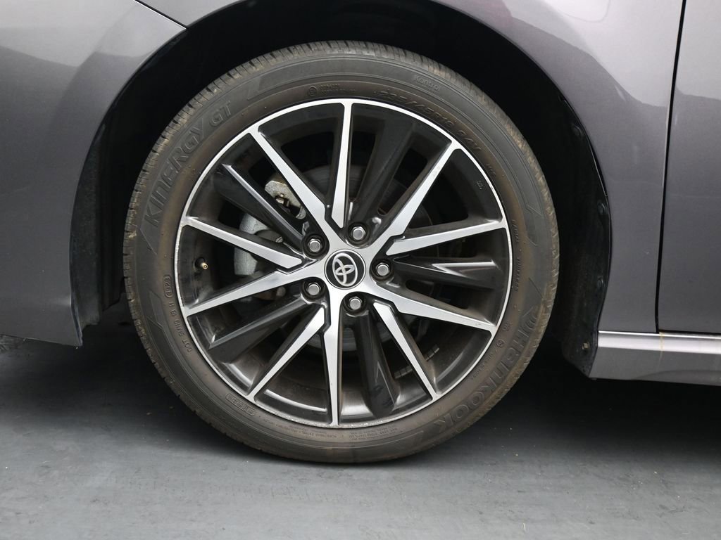 Used 2024 Toyota Camry SE FWD image 12