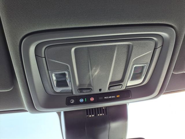 Used 2024 Chevrolet Silverado 2500 Custom w/ Custom Value Package image 56